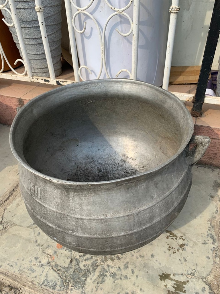 COOKING POT (SIZE 30)