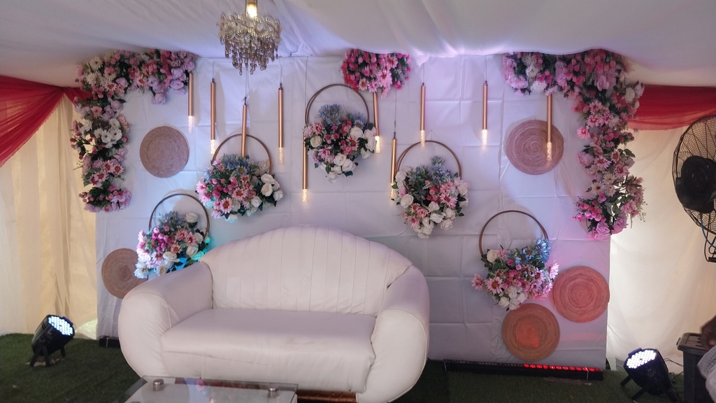 2 SEATER BRIDAL CHAIR