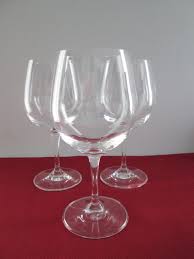 WINE GLASS
