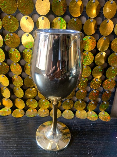 GOLD WINE GLASS